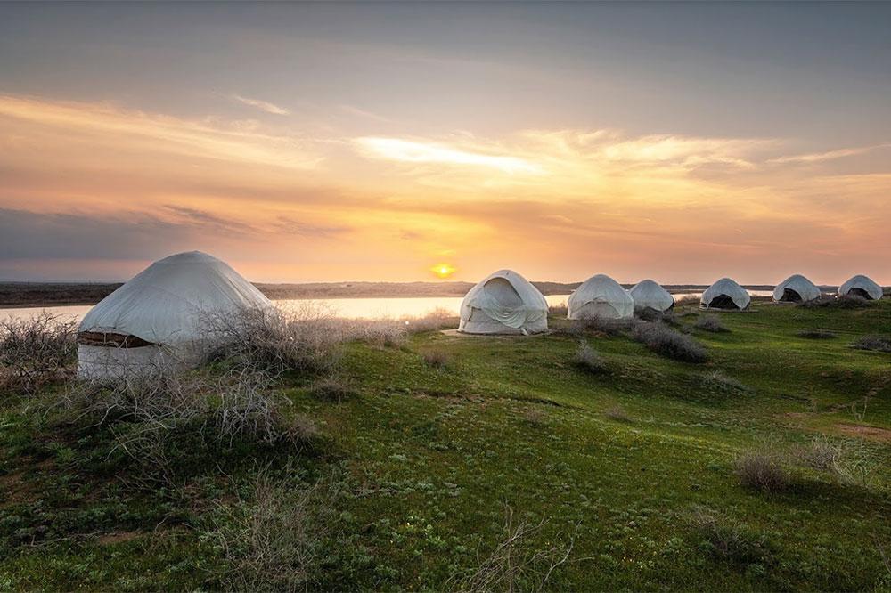Hồ Aydarkul – Biển xanh giữa sa mạc Kyzylkum của du lịch Uzbekistan