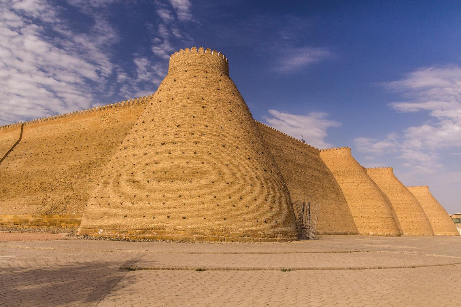 Ark of Bukhara lưu giữ dấu ấn quyền lực giữa lòng thành phố cổ