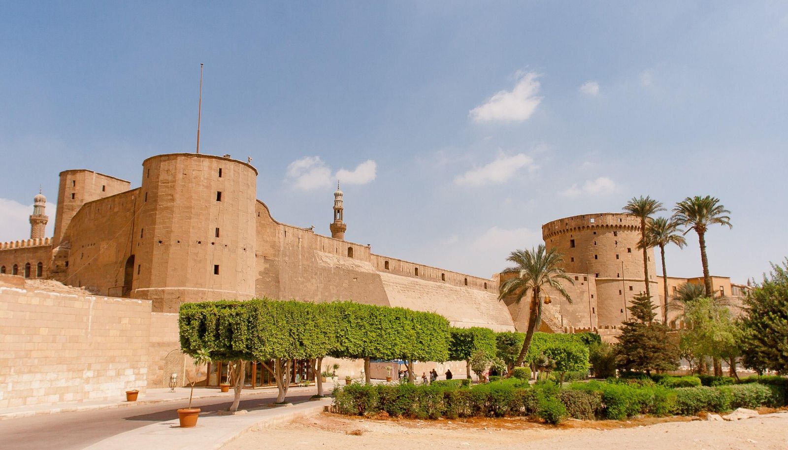 Thành cổ Cairo Citadel of Saladin Ai Cập với những bức tường thành kiên cố, thánh đường Muhammad Ali và tầm nhìn toàn cảnh thủ đô Cairo