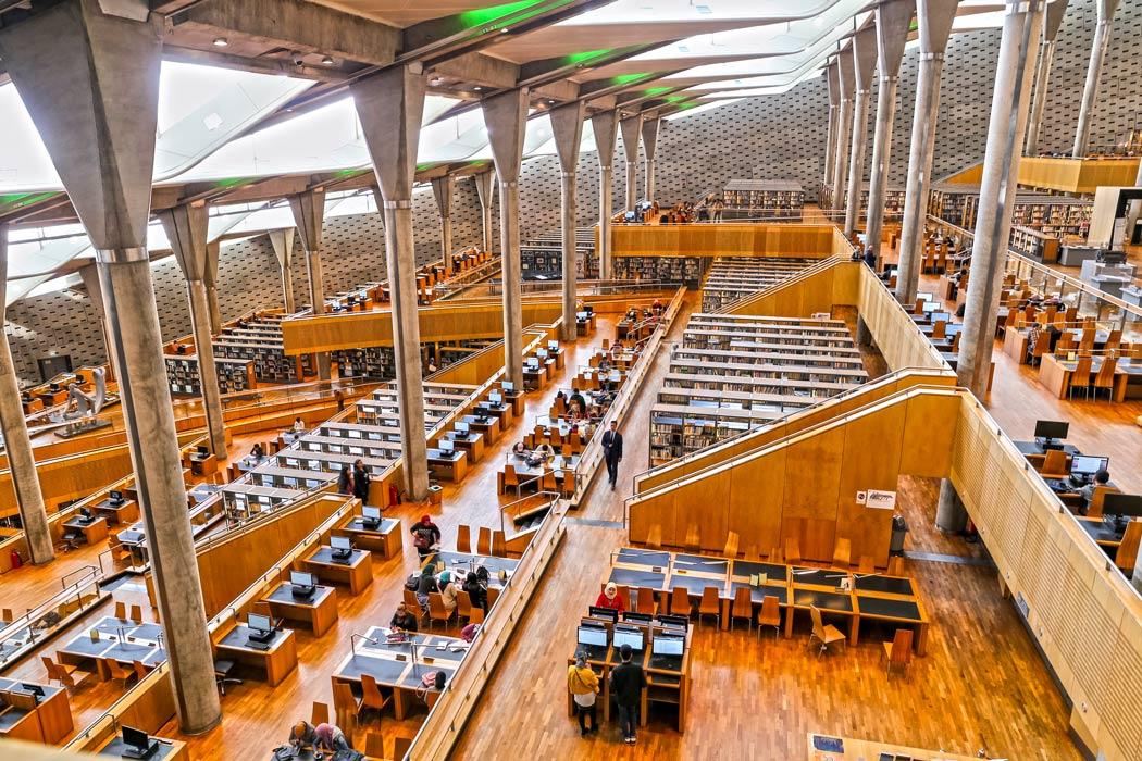 Không gian Bibliotheca Alexandrina mang đến hành trình tìm hiểu tri thức và di sản nhân loại giữa một công trình kiến trúc hiện đại đầy cảm hứng