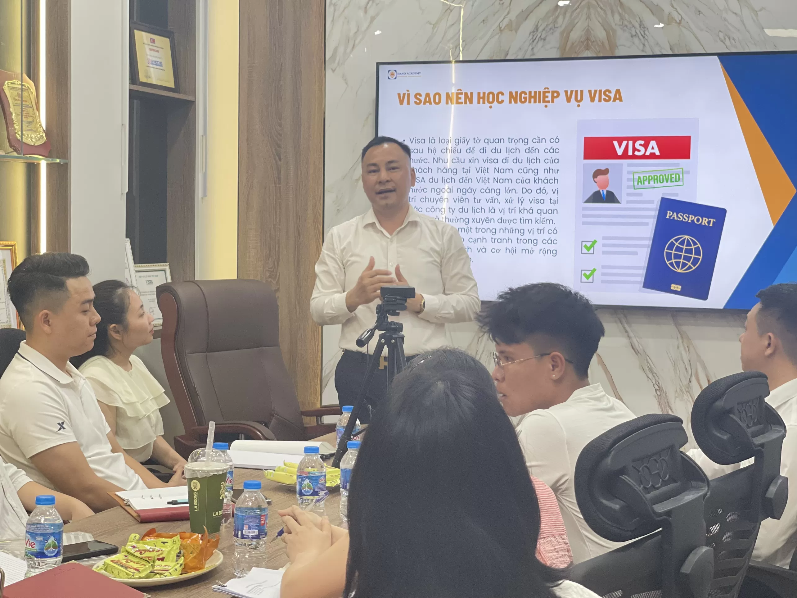 Đào tạo visa thực chiến: Nội dung, đối tượng và lợi ích khóa học