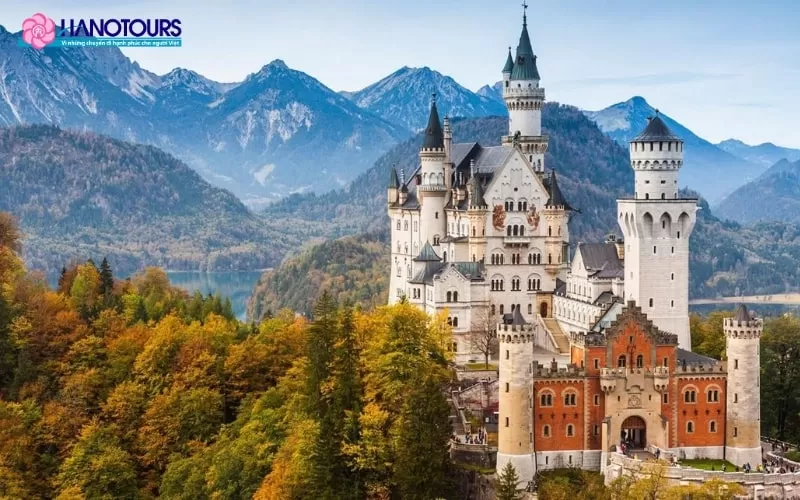 9 lâu đài ở Đức nổi tiếng về vẻ đẹp trường tồn theo thời gian