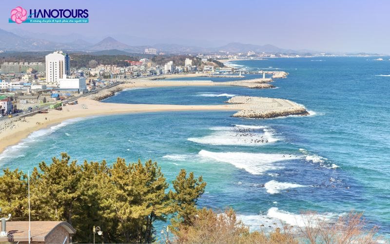Khám phá du lịch Sokcho Hàn Quốc thành phố biển thơ mộng