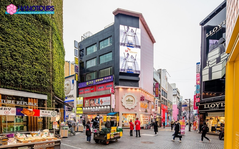 Khám phá Myeongdong thiên đường mua sắm tại Hàn Quốc