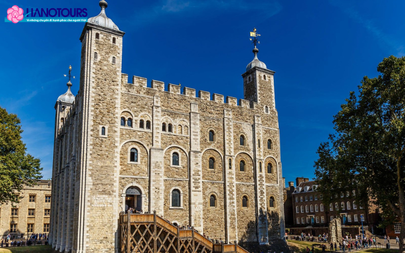 Khám phá tháp London cùng vẻ đẹp mang đậm dấu ấn thời gian