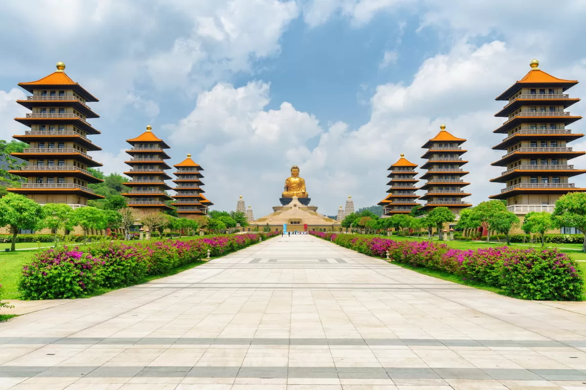 Cao Hùng Đài Loan: Hướng dẫn du lịch chi tiết từ A - Z