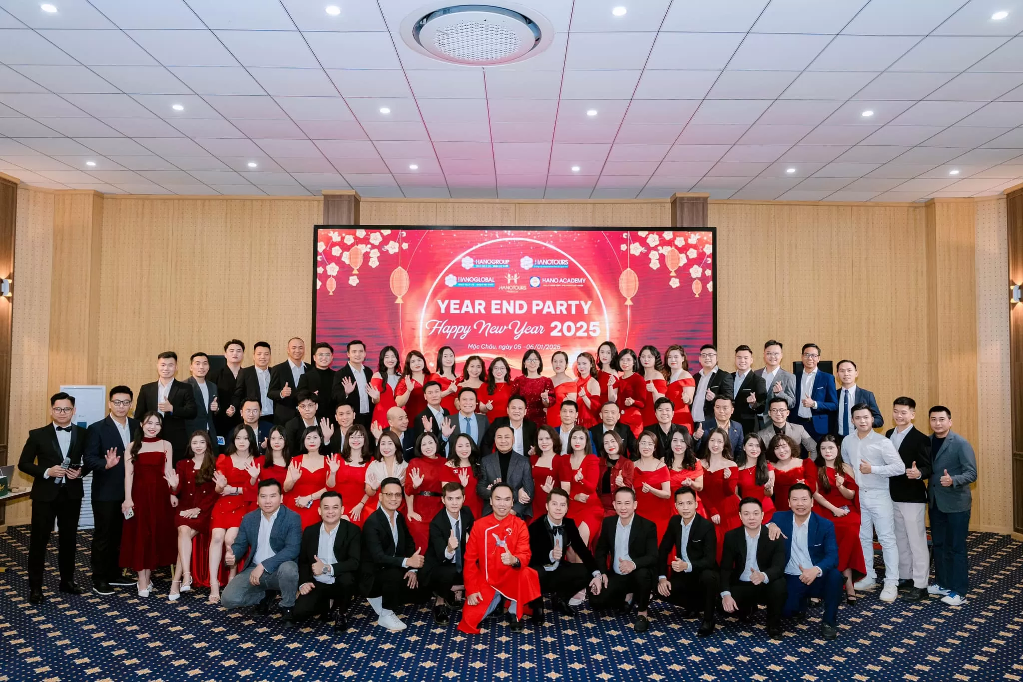 YEAR END PARTY HANOTOURS 2024: BỨT PHÁ TĂNG TRƯỞNG TRONG NĂM 2025