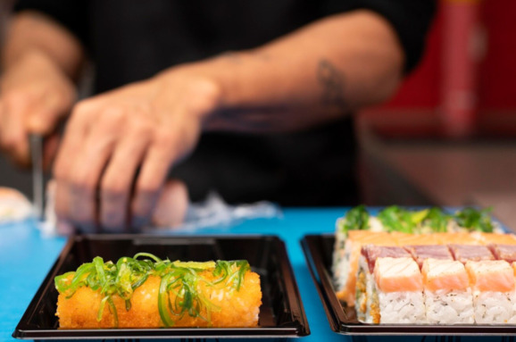 Sushi Nhật Bản - Thức quà tinh hoa từ biển cả