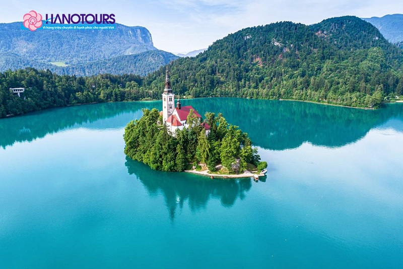 Bỏ Túi Cẩm Nang Du Lịch Slovenia Chi Tiết - Khám Phá Viên Ngọc Bích Của Châu Âu