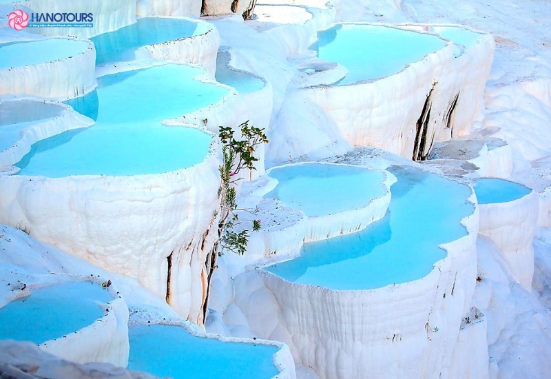 Pamukkale - “Lâu đài bông” kỳ diệu có thật ngoài đời tại Thổ Nhĩ Kỳ