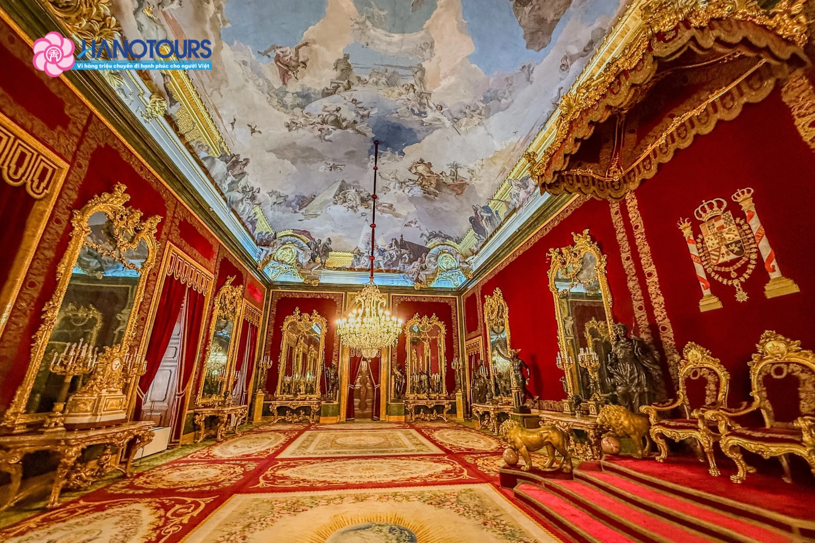Khám phá Cung điện Hoàng gia Royal Palace Tây Ban Nha:  Viên ngọc lịch sử giữa lòng Tây Ban Nha
