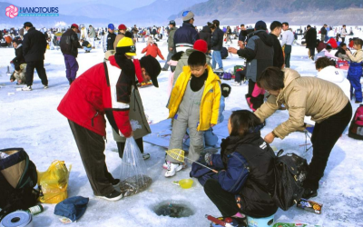 Khám phá lễ hội câu cá trên băng Hwacheon Sancheoneo – Trải nghiệm mùa đông tuyết trắng hấp dẫn ở Hàn Quốc