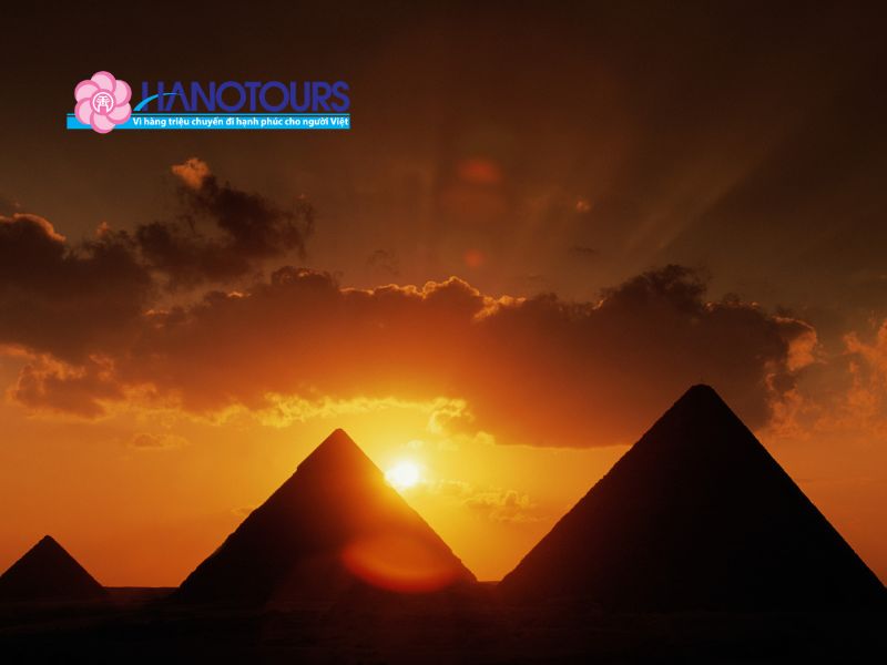 Hành trình khám phá vùng đất huyền thoại cùng du lịch Ai Cập tour của Hanotours