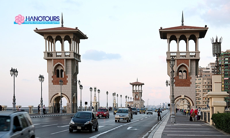 Dấu ấn Alexandria: Thành phố của thư viện và hải đăng huyền thoại