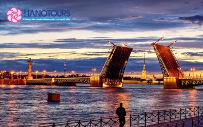 Đêm trắng Saint Petersburg: Vẻ đẹp huyền ảo của thành phố không ngủ