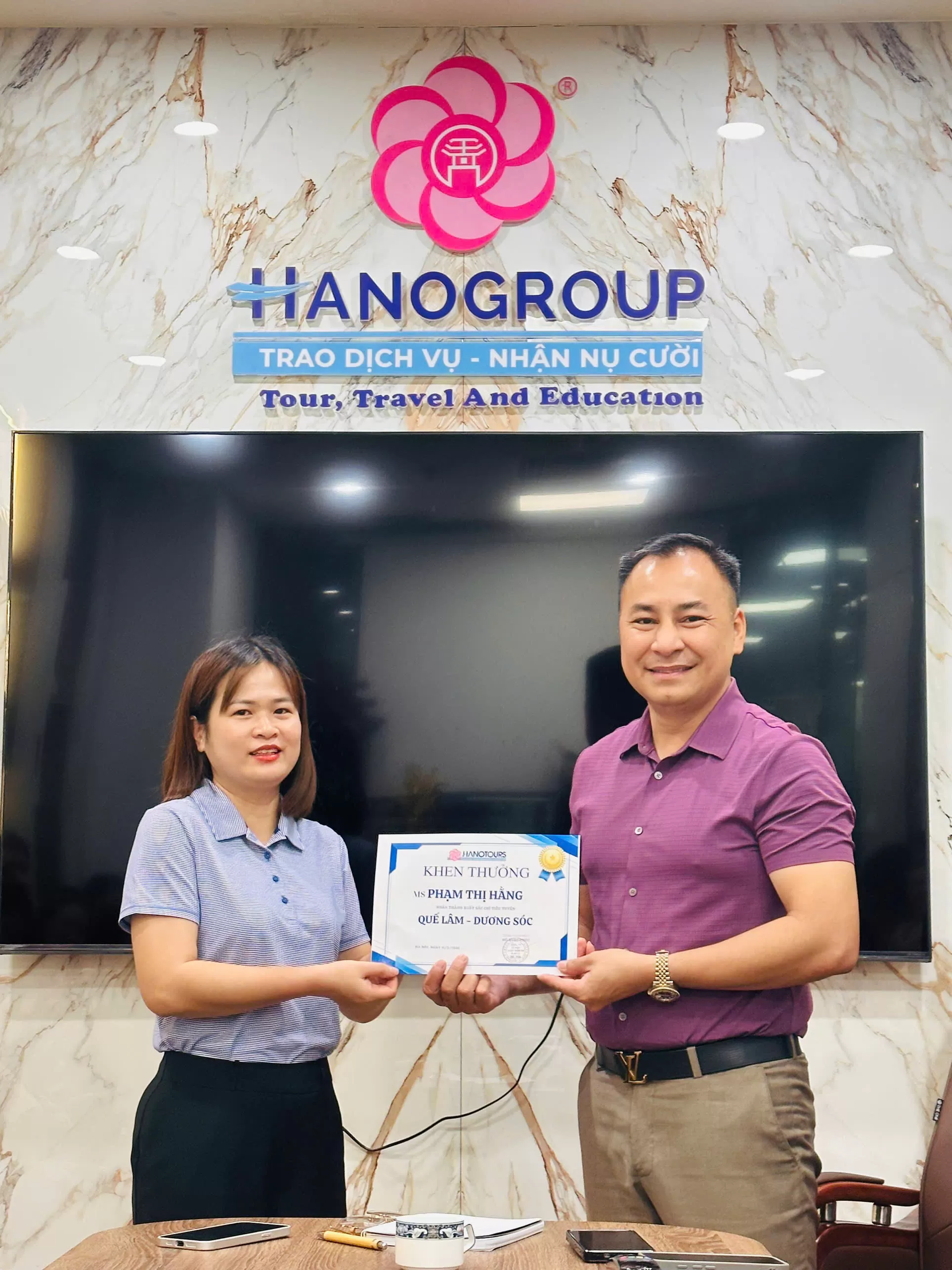Khen thưởng nhân sự hoàn thành xuất sắc chỉ tiêu tuyến Quế Lâm
