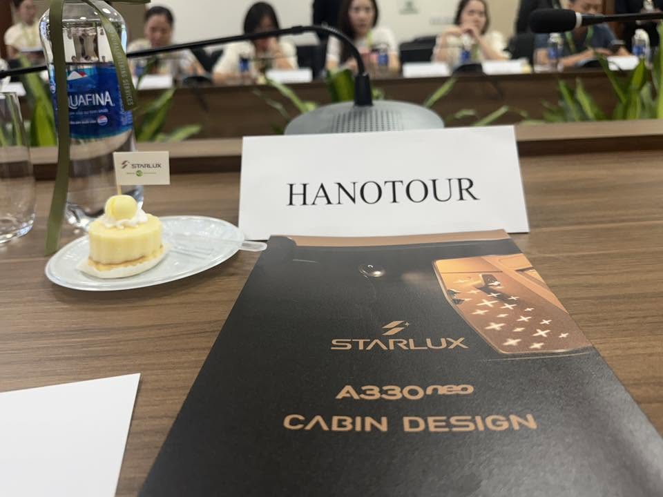 Hanotours hân hạnh tham gia trải nghiệm ẩm thực chuẩn ngôi sao cùng STARLUX Airlines