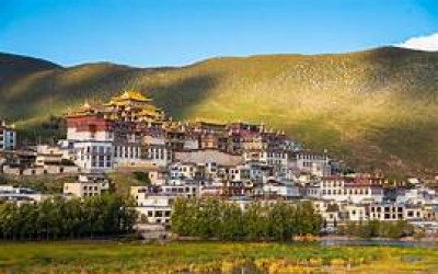 Những địa điểm nổi tiếng không thể bỏ lỡ khi du lịch Shangri-La