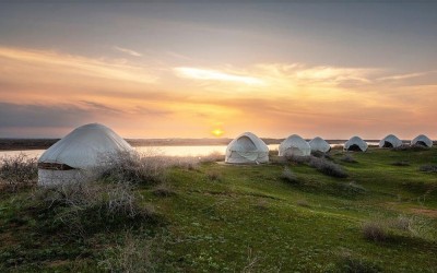 Hồ Aydarkul – Biển xanh giữa sa mạc Kyzylkum của du lịch Uzbekistan