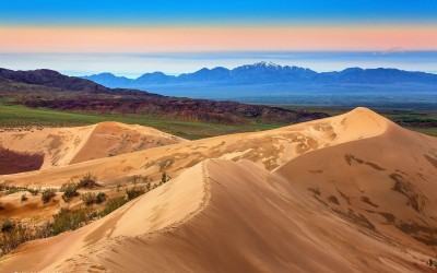 Khám phá hiện tượng lạ ở Ngọn đồi hát Singing Dunes Kazakhstan