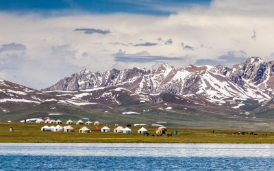 Khám phá hồ Song-Kul Kyrgyzstan, miền du mục giữa núi cao