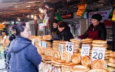 Chợ trời Osh Bazaar Bishkek, khám phá nhịp sống địa phương thủ đô Kyrgyzstan