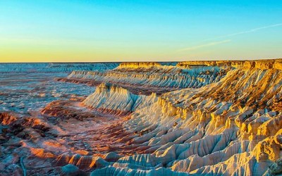 Hẻm núi Yangykala Canyon Turkmenistan – Kỳ quan sắc màu giữa vùng đất hoang sơ