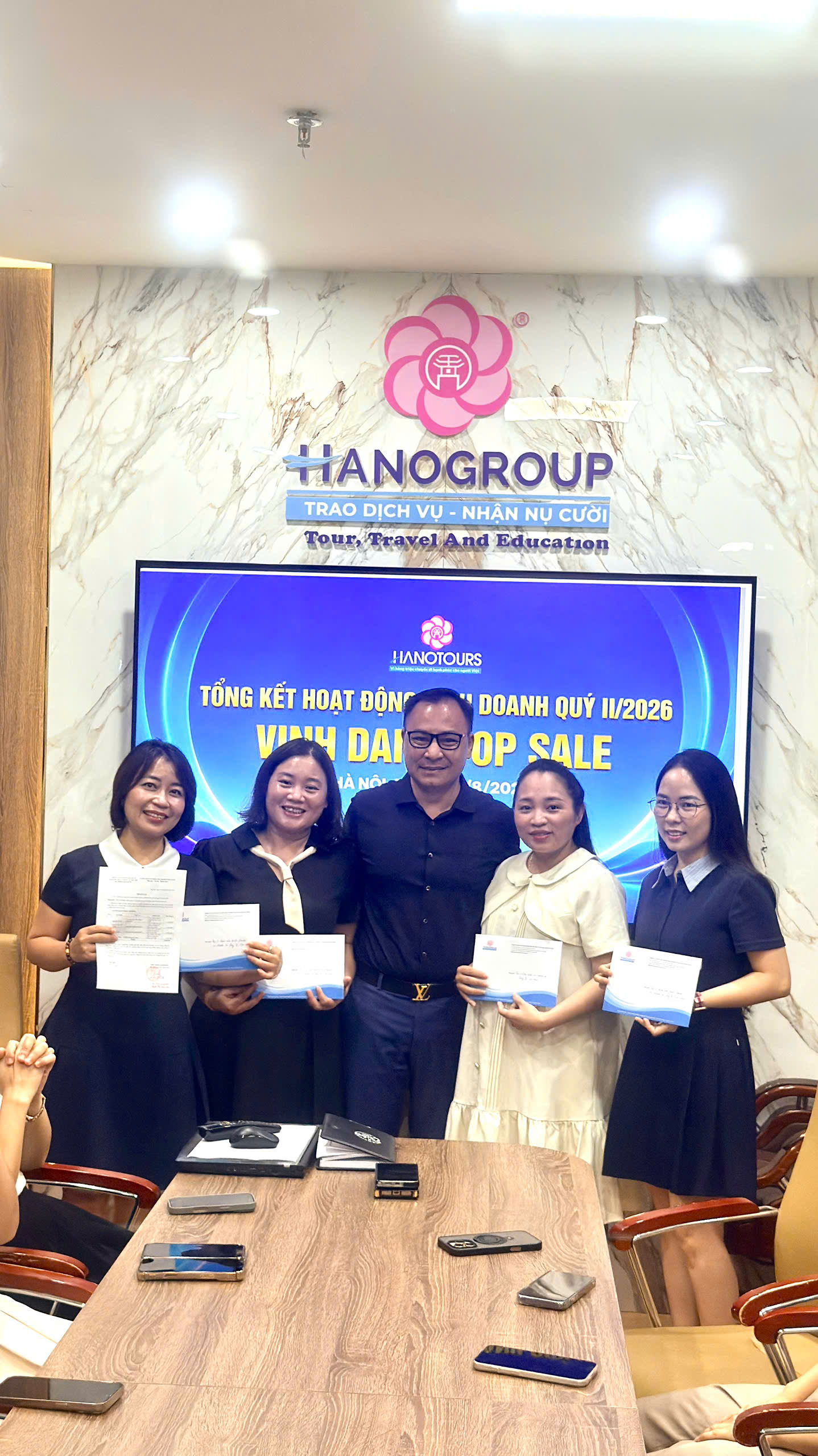 Hanotours vinh danh top sale quý II/2026