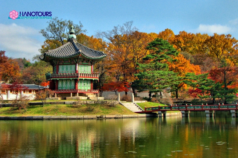 Mỗi góc cạnh của Gyeongbokgung đều tỏa lên vẻ đẹp lịch sử và văn hóa đặc trưng của Hàn Quốc