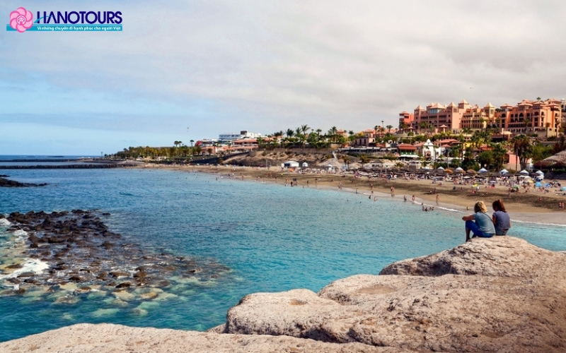 Tenerife là nơi ấm nhất và có nhiều nắng nhất ở Tây Ban Nha vào tháng 12