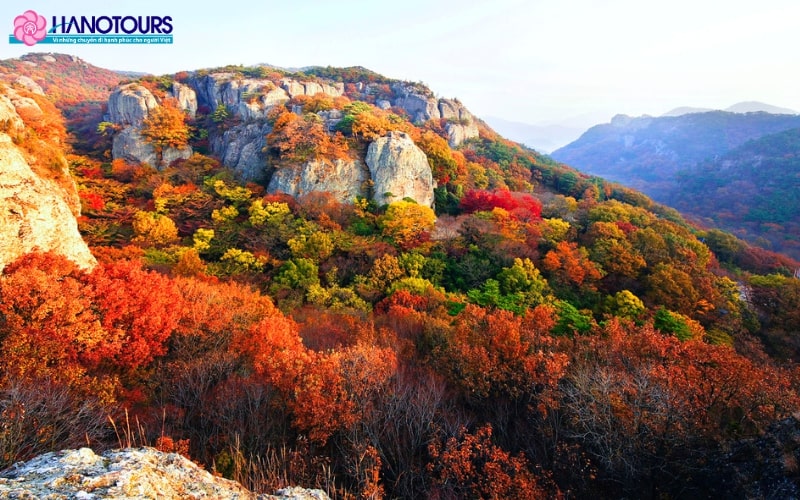 Vườn quốc gia Seoraksan có cảnh sắc nên thơ, hùng vĩ