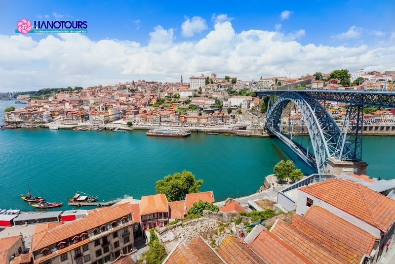 Porto là một thành phố an toàn trên thế giới và lãng mạn nhất Châu Âu
