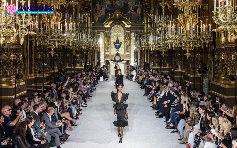 Kinh đô thời trang Paris với những tuần lễ thời trang hàng đầu thế giới