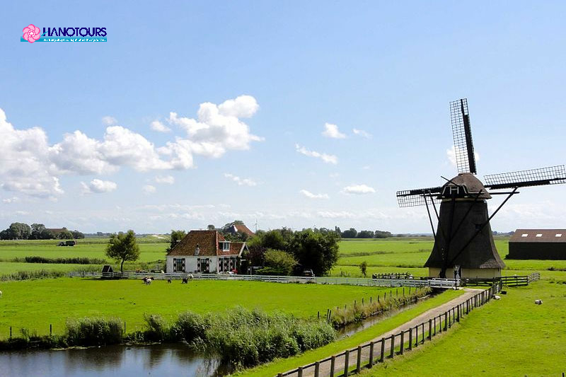 Kinderdijk được công nhận là di sản thế giới với nhiều di tích lịch sử