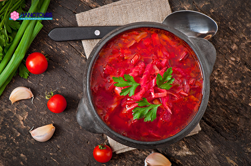 Soup củ cải đỏ là món soup truyền thống nổi tiếng của Nga