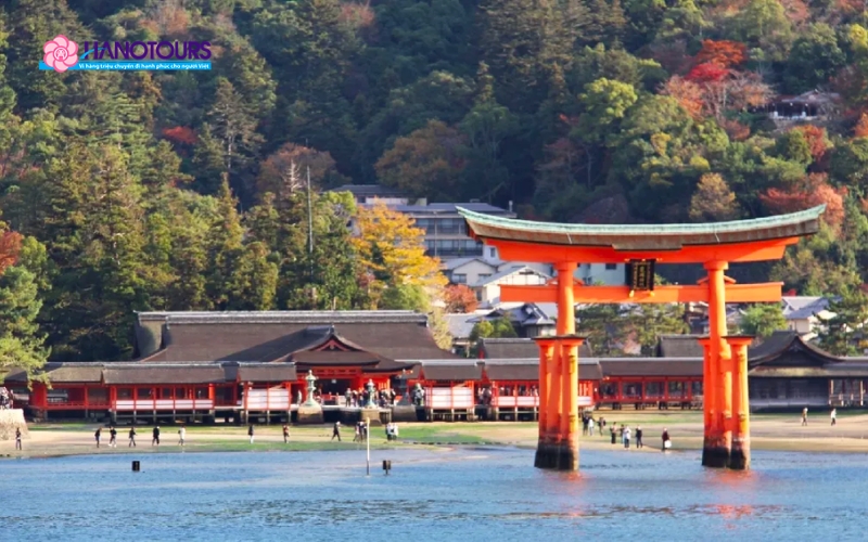 Cổng Torii - Đảo Miyajima