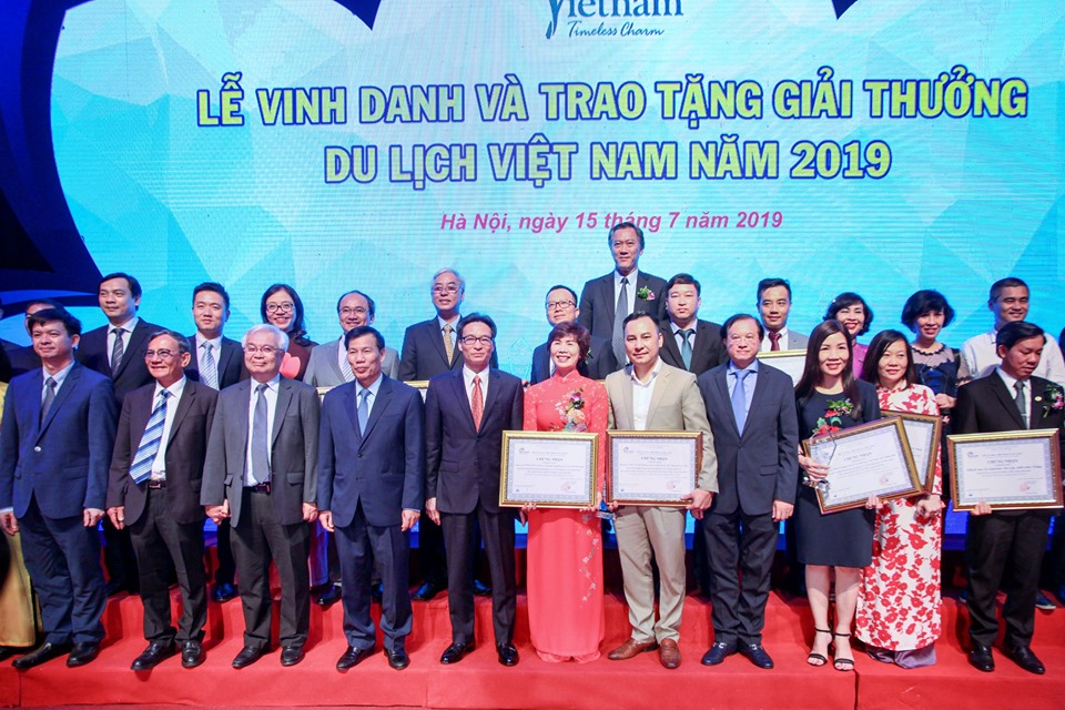 Hanotour có hơn 10 năm kinh nghiệm trong việc thiết kế lịch trình du lịch Nhật Bản với chất lượng dịch vụ đảm bảo và chi phí tối ưu