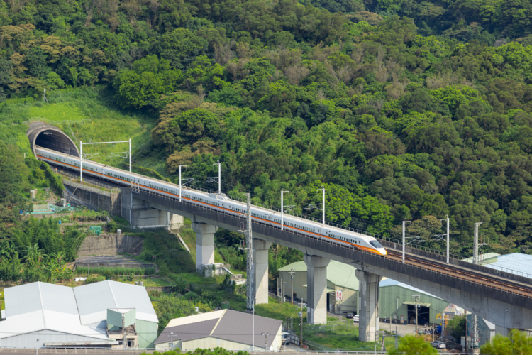 Trải nghiệm tàu cao tốc