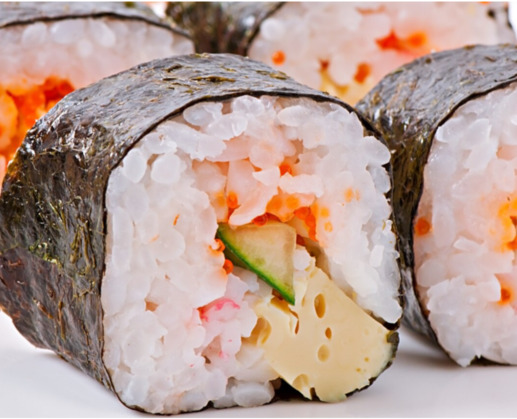 Maki Sushi có hình dạng rất giống với kimbap (sưu tầm)
