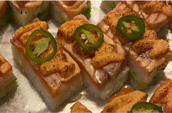 Hình dáng vuông vức của Oishi sushi (sưu tầm)