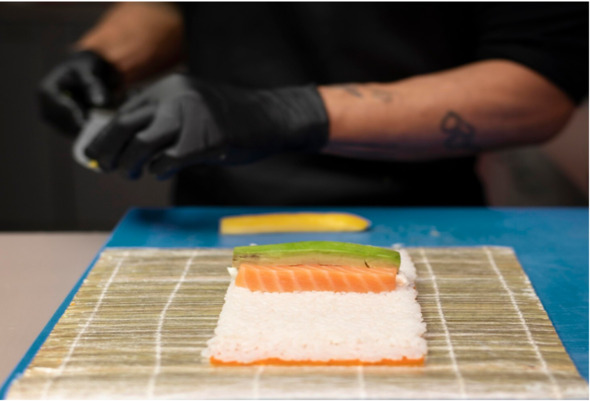 Sushi thường hay bị nhầm lẫn với Kimbap của Hàn Quốc 