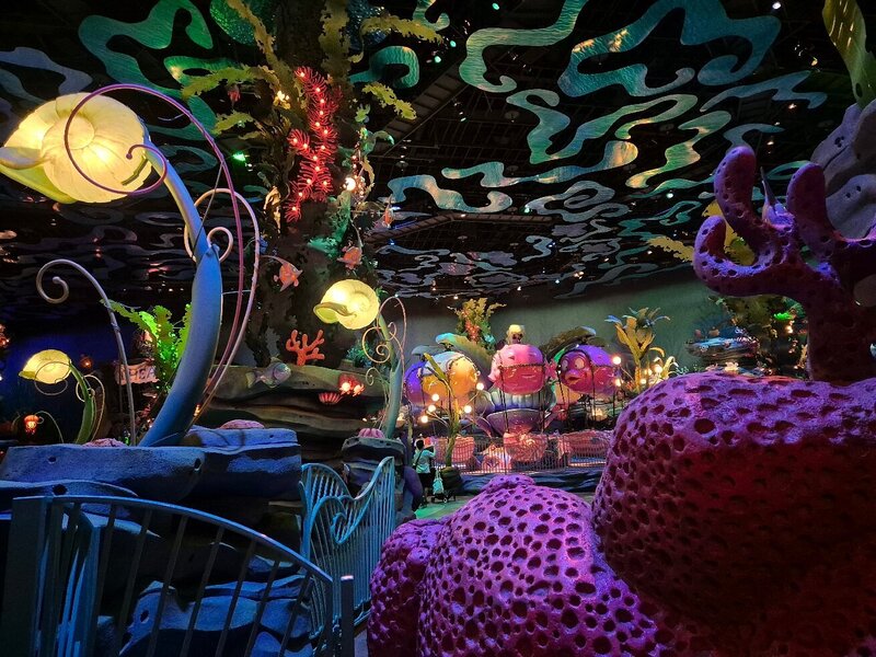 Chiêm ngưỡng thế giới dưới biển sâu đầy màu sắc tại Tokyo DisneySea