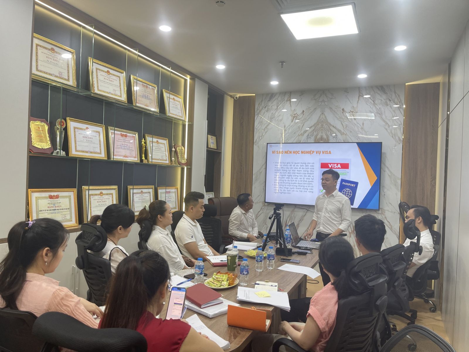 Một buổi học visa thực chiến tại Hano Academy