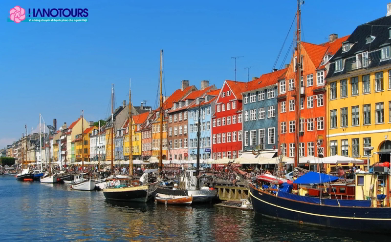 Thủ đô Copenhagen chinh phục mọi du khách bởi kiến trúc đầy màu sắc