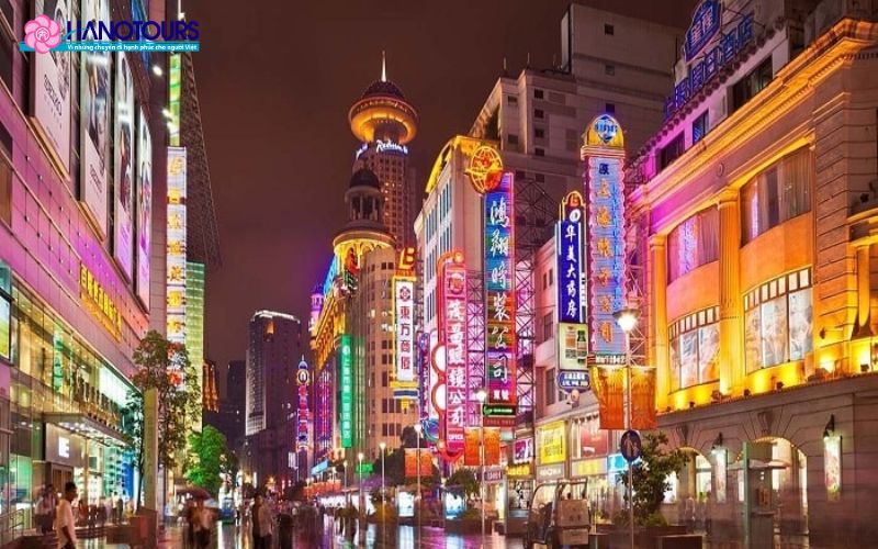 Nam Kinh Lộ (Nanjing Road) – Thiên đường mua sắm không ngủ giữa lòng Thượng Hải