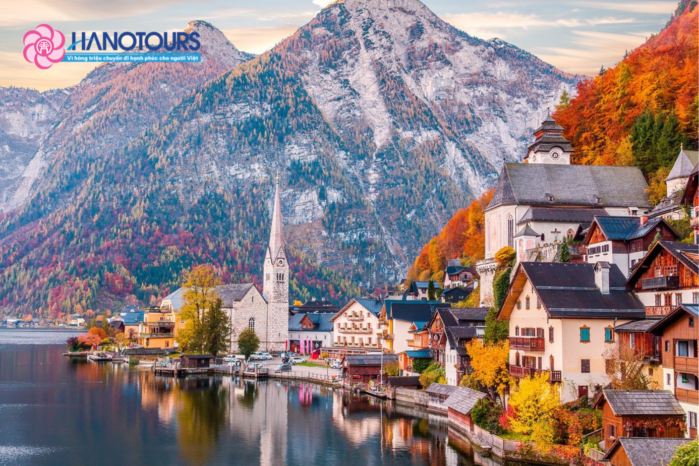 Thị trấn Hallstatt được mệnh danh là viên ngọc bích của nước Áo