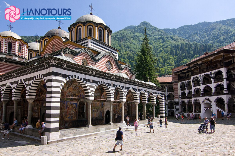 Tu viện Rila là tu viện chính thống giáo lớn nhất Bulgaria