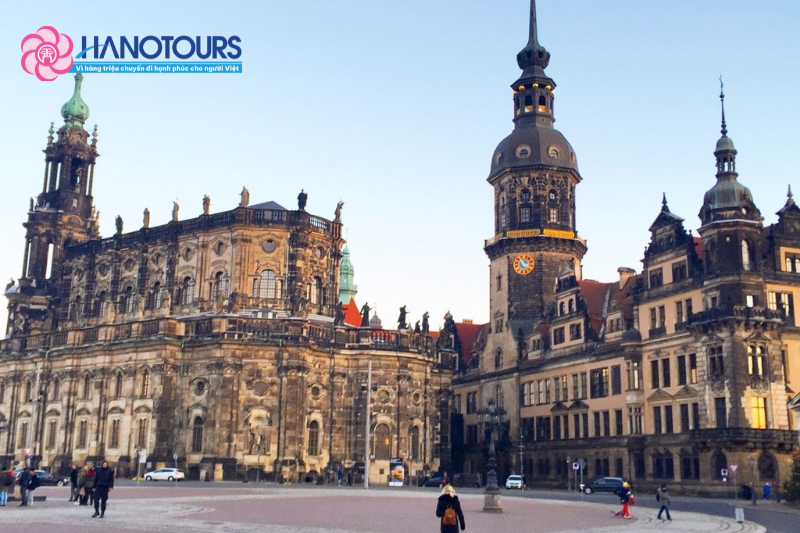 Dresden được mệnh danh là “Florence bên sông Elbe”