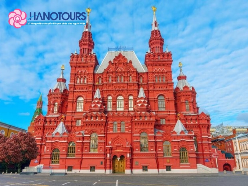 Quảng trường Đỏ và điện Kremlin là hình ảnh khó thay thế