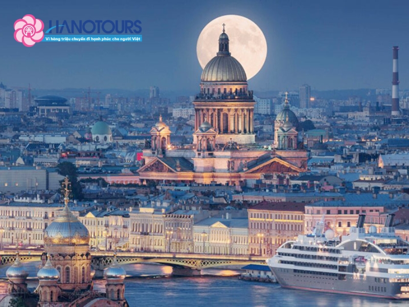 Hiện tượng Đêm trắng Saint Petersburg bắt nguồn từ đâu